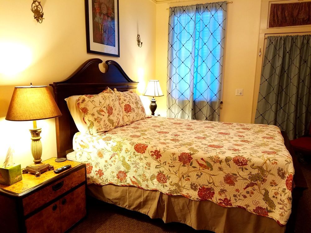 Lion'S Inn Bed And Breakfast นิวออร์ลีนส์ ภายนอก รูปภาพ