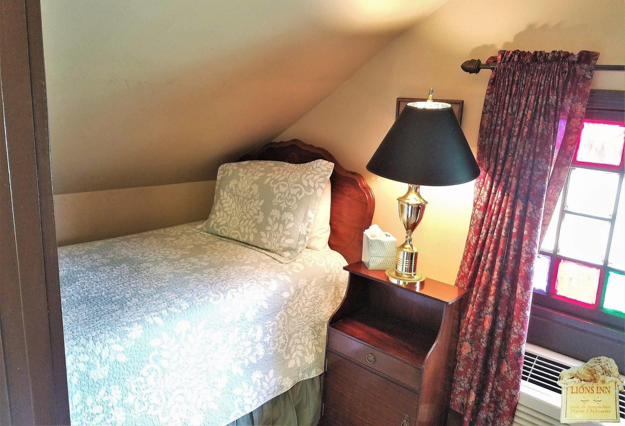 Lion'S Inn Bed And Breakfast นิวออร์ลีนส์ ภายนอก รูปภาพ