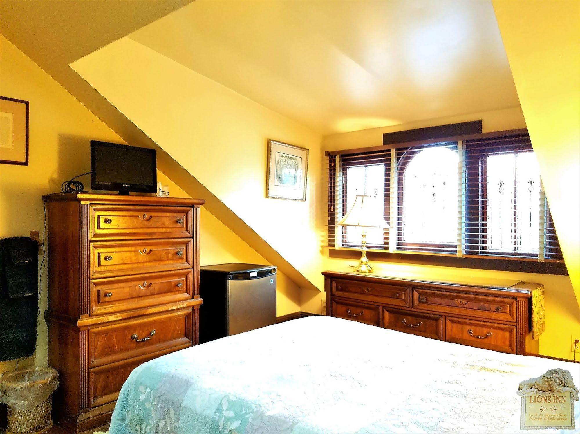 Lion'S Inn Bed And Breakfast นิวออร์ลีนส์ ภายนอก รูปภาพ